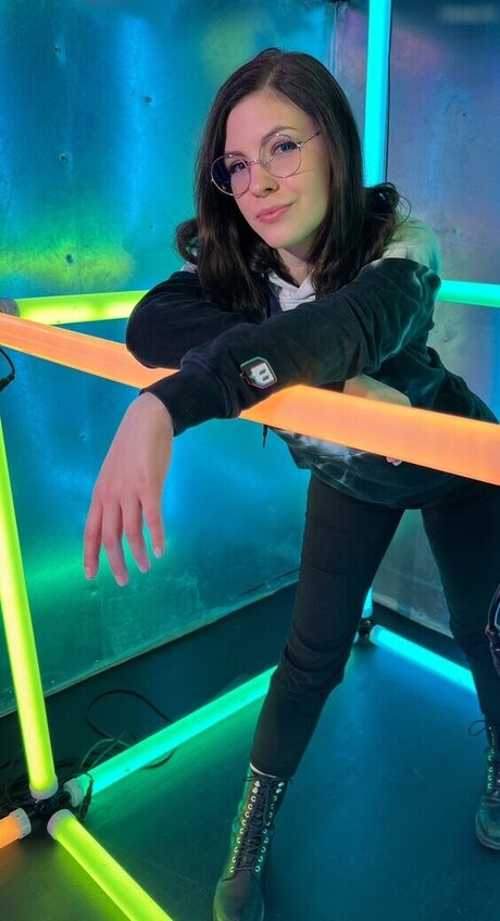 Katazuri art model picture