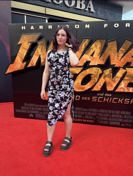 Katazuri actress img