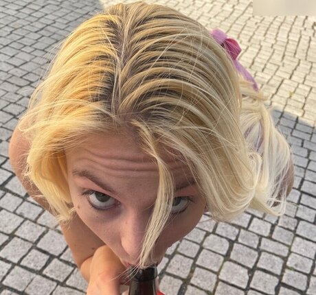 Mariia Well model porn img