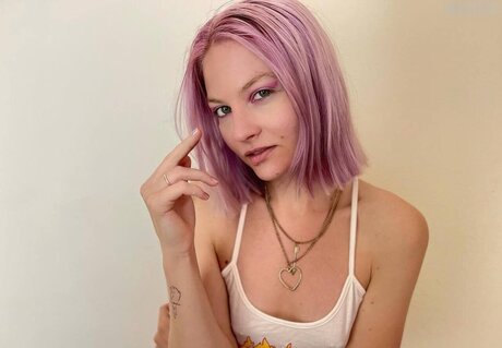 Mariia Well pretty actress photos