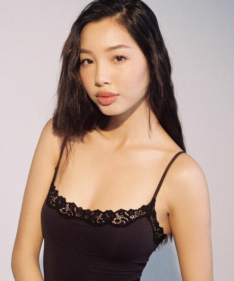 Joyce Htet high quality pornstar pics