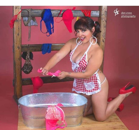 Risa Risque pornstar perfect galleries