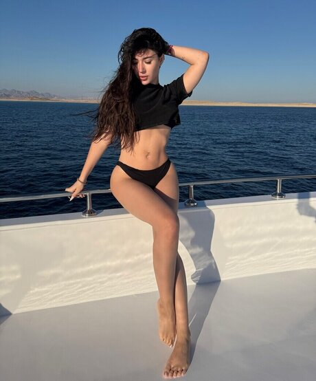 Ekatze007 model sexy photos