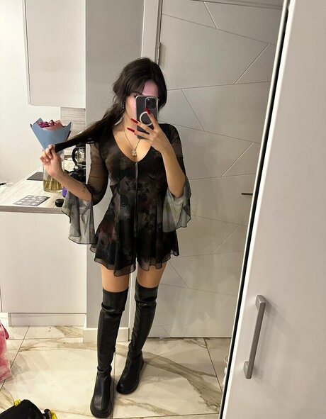 Ekatze007 star sexy image