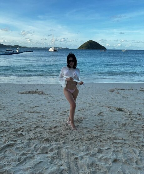 Ekatze007 pornographic actress img