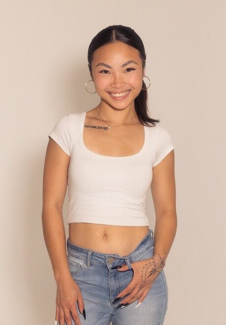 Minhthyfresh model naked photos