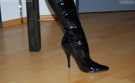 gay influencer onlyfans hot photo