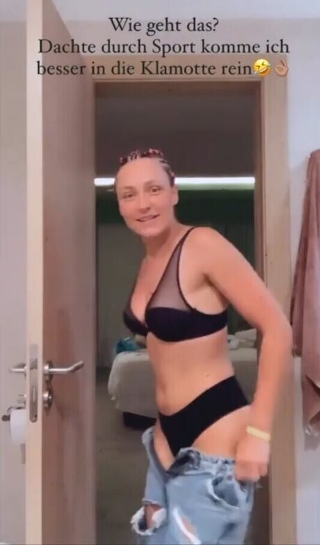 Regina Hixt top model gallery