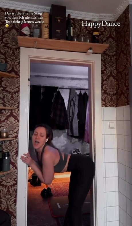 Regina Hixt nude star picture