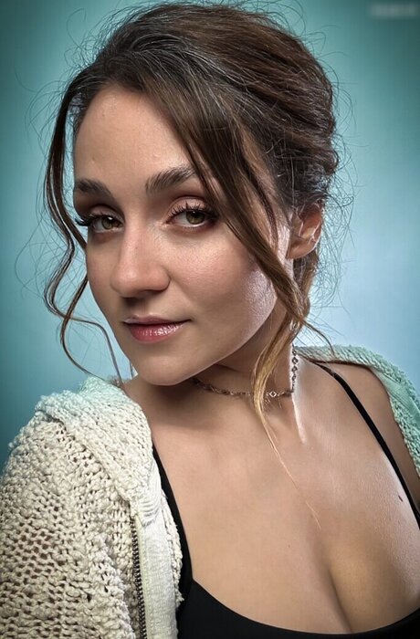 Regina Hixt erotic actress photos