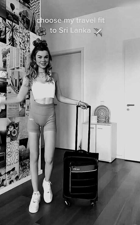 babe nude onlyfans naked archive