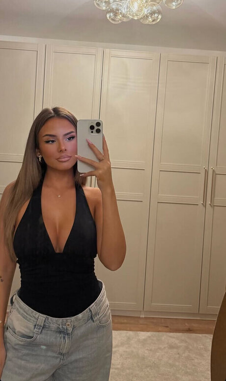 porn star onlyfans art naked picture