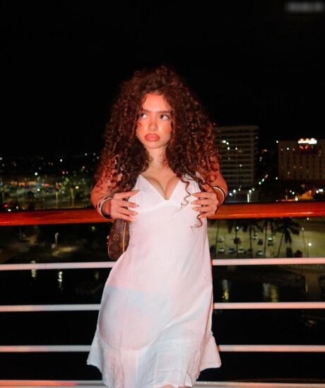 Demitra Kalogeras exclusive star images