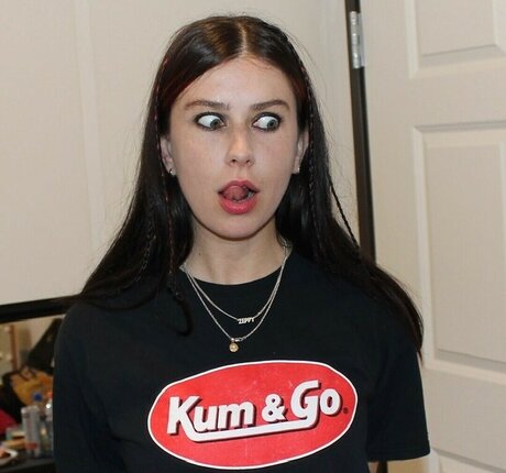 Carly McLellan art actress images