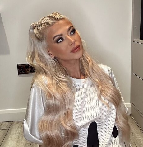 Danielle Harold pornstar xxx pic