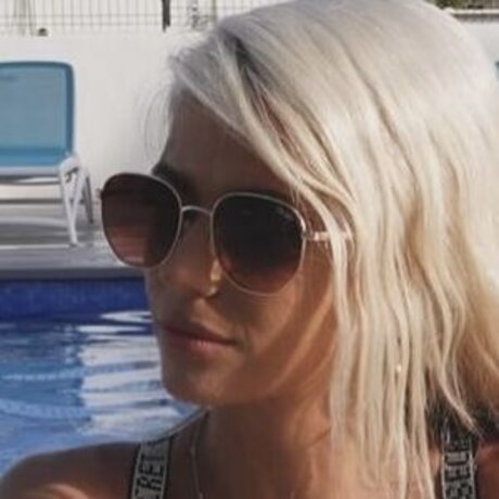 Danielle Harold hd star images