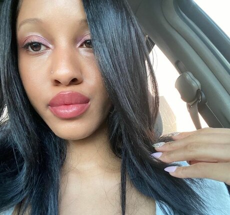 Asmr Bella Bree model erotic photos