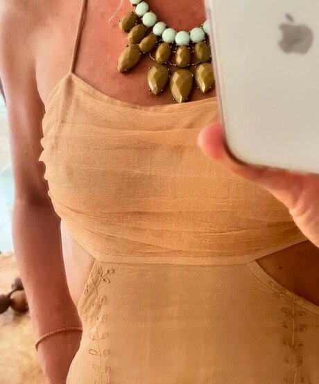 Aline von Drateln hd actress photos