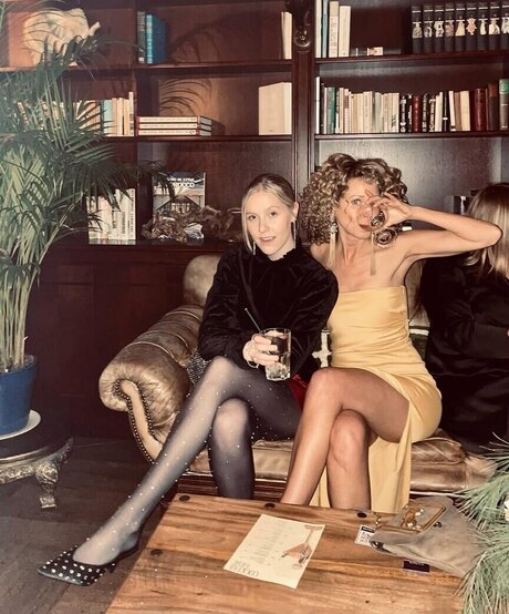 Aline von Drateln model top pics