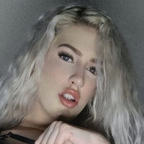 Bella Romano naked model archive