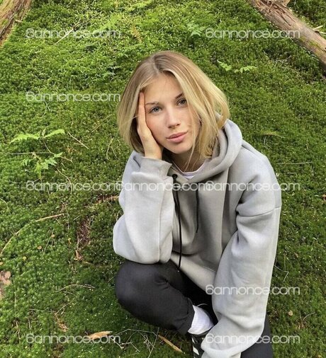 jeunesse vn pretty pornstar pictures