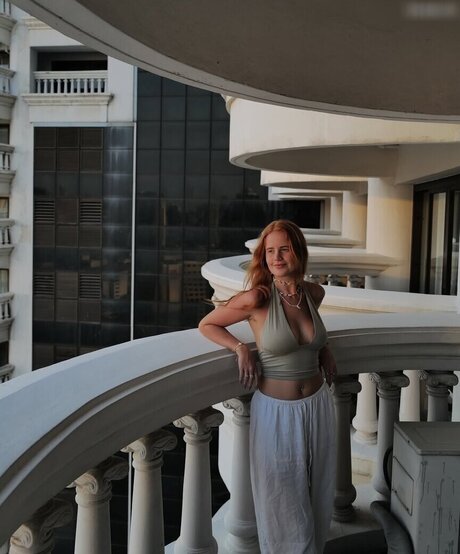 gringerliner nude star pictures