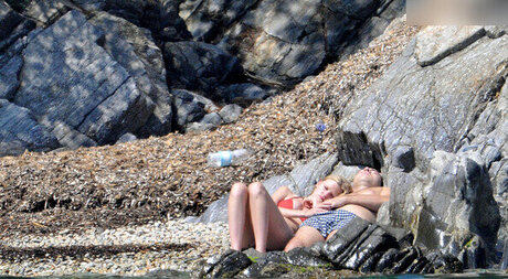 Lara Stone perfect actress image