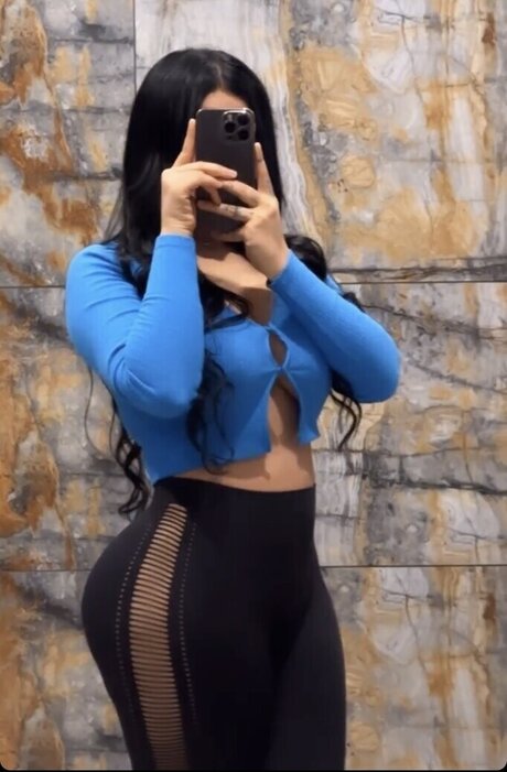 Melek Azad nice pornstar image