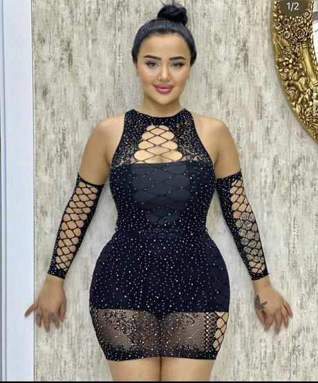 Melek Azad porn actress archive