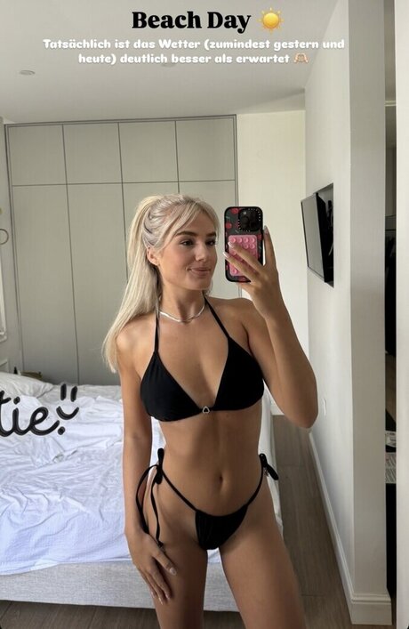 tits and ass onlyfans porn pic