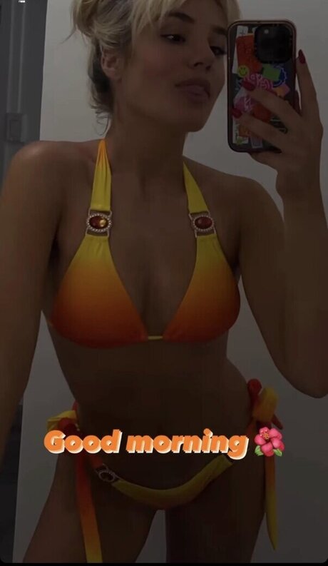 Laura Block nude star images