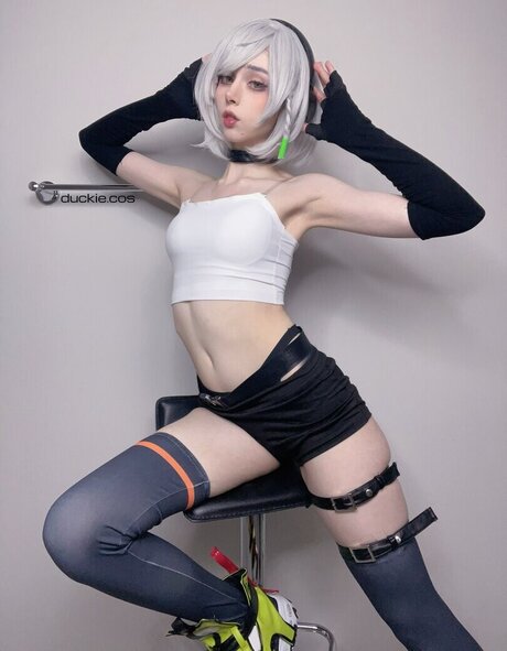 milf handjob onlyfans hot naked photo