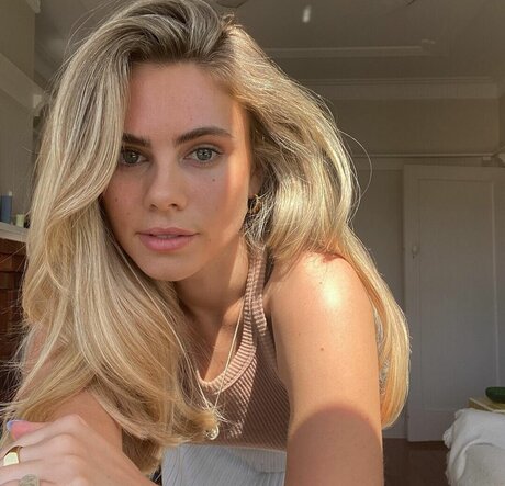 Peyton Cole sex actress photos