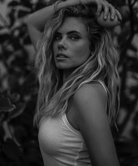 Peyton Cole nice model pictures