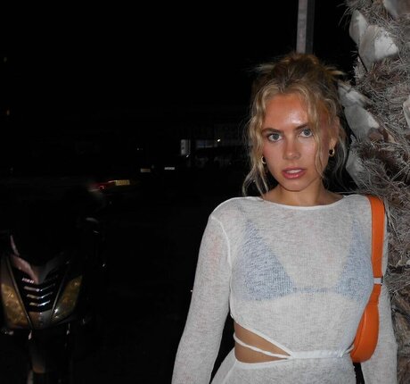 Peyton Cole model pretty image