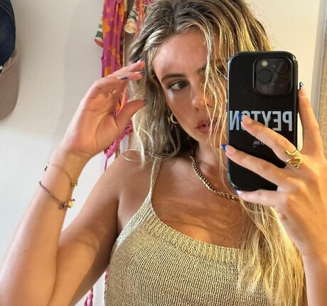 Peyton Cole pornstar nudes photo