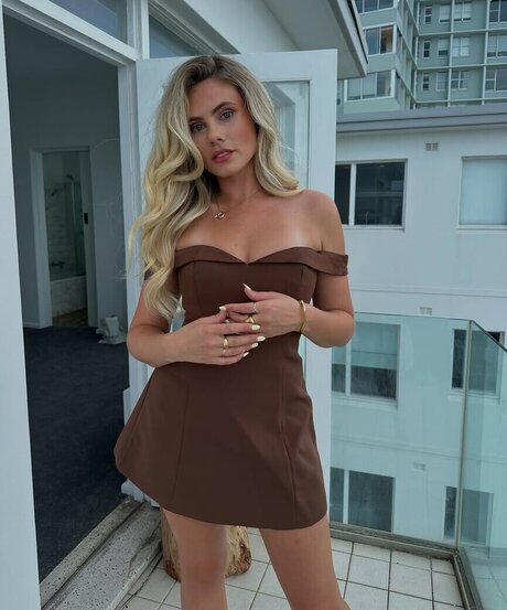 Peyton Cole model hd images