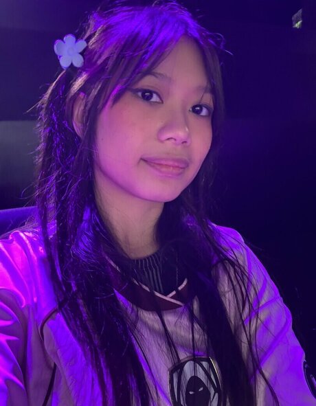 gentlebites pretty model photo