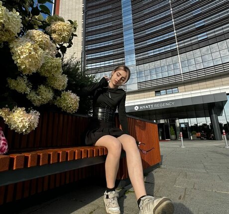 female influencer onlyfans art porn photos