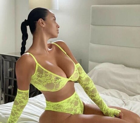 Johanna Leia pornstar art picture