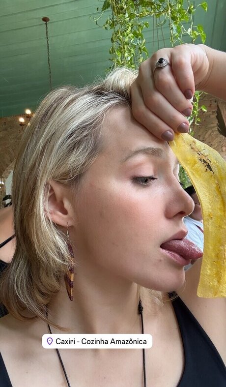 Leticia Colin naked actress gallery