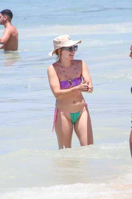 Leticia Colin nude pornstar picture