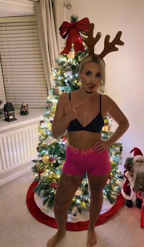 lightskin onlyfans nude images