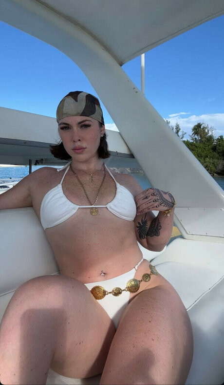 nicolecarluccii xxx model photos