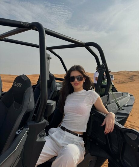 Sinem Melek Co kun hot pornstar pic