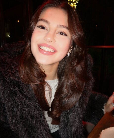 Sinem Melek Co kun hd star images