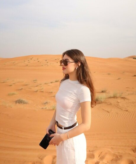 Sinem Melek Co kun high quality star photos