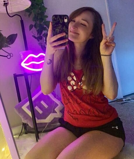 Coffeeslay model beautiful pictures