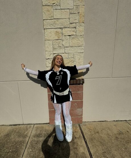 des suzanne model top photos