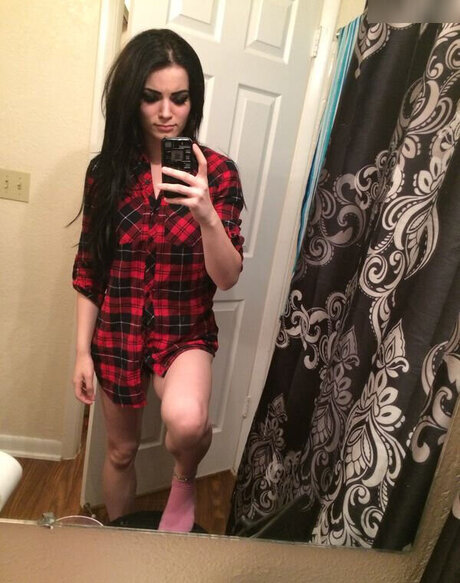 Saraya Jade Bevis xxx actress photos